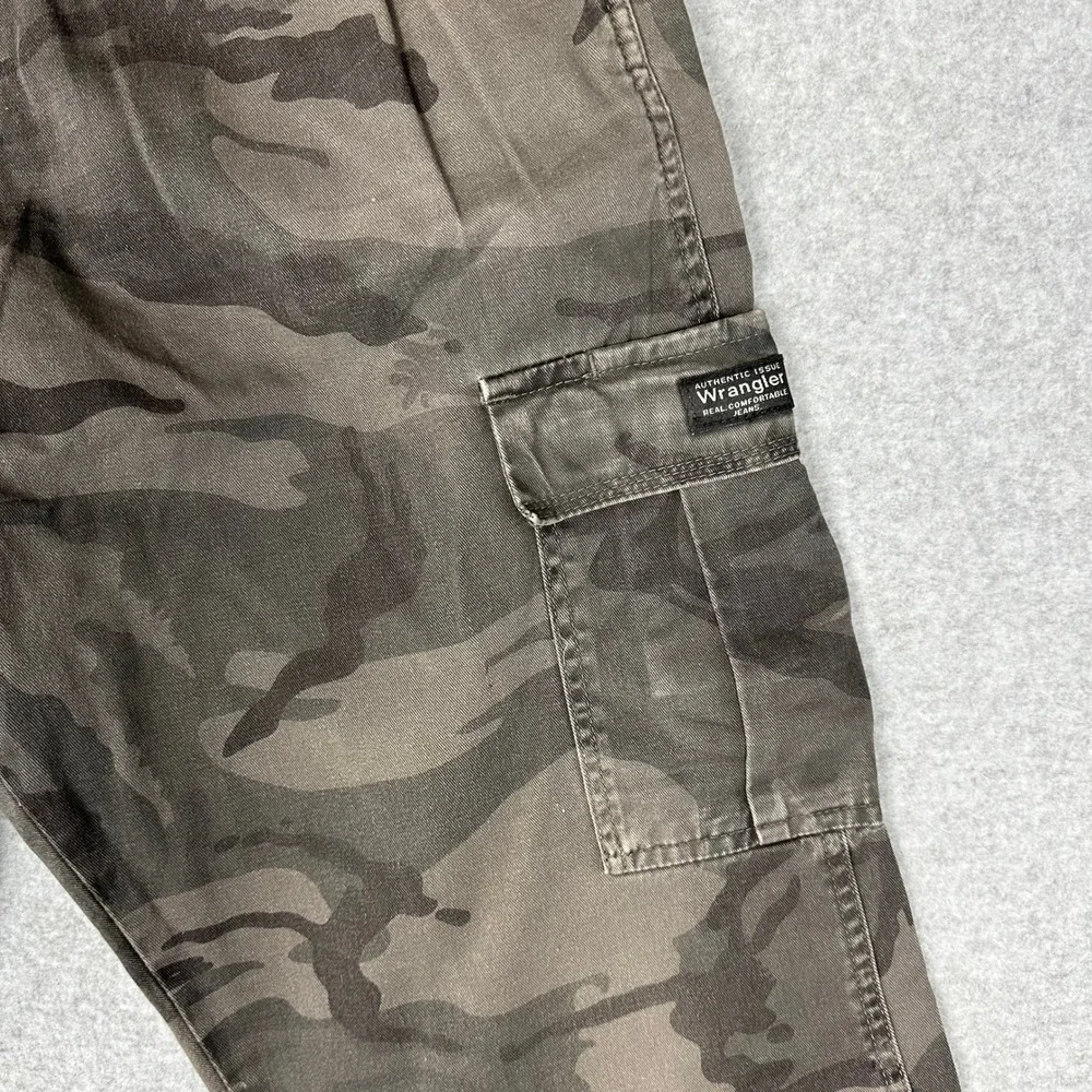 Wrangler Mens Camo Cargo Pants Straight Leg Distressed Camouflage Workwear Brown